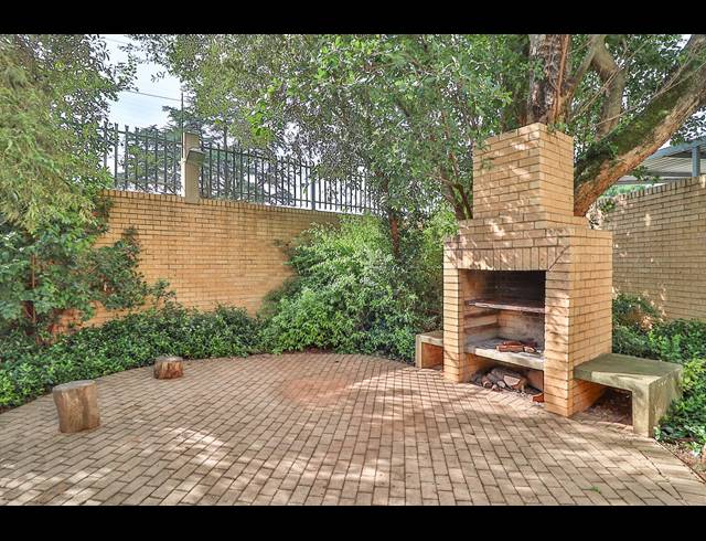 0.5 BEDROOM APARTMENT FOR SALE IN LYNNWOOD